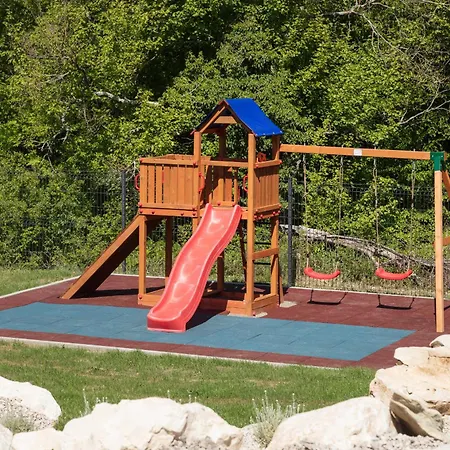 Villa Tia In Kukurini - Haus Fuer 8 Personen Pićan